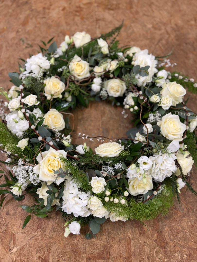 Textured Memorial Wreath