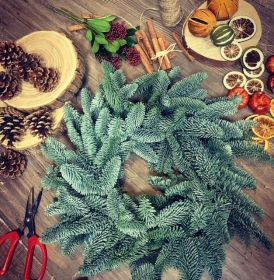 Christmas Wreath Making Kit