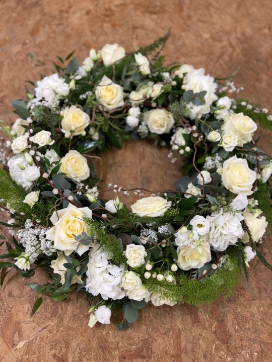 Textured Memorial Wreath