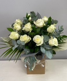 Luxury Dozen White Roses