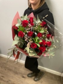 Luxury 12 Red Rose Bouquet